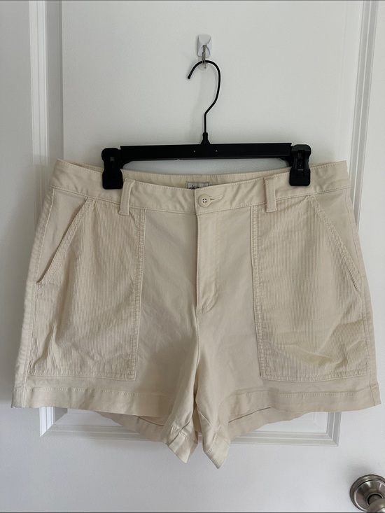 Alpine Design Pants - Alpine Design Cream High-Waist Patch-Pocket Shorts